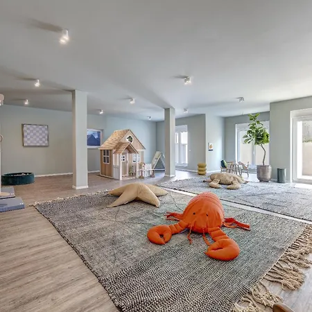 Maisonette-apartment C11 Zwei Balkone, Zwei Terrassen Im 