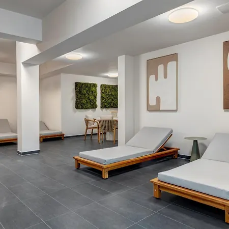 Maisonette-apartment C11 Zwei Balkone, Zwei Terrassen Im 